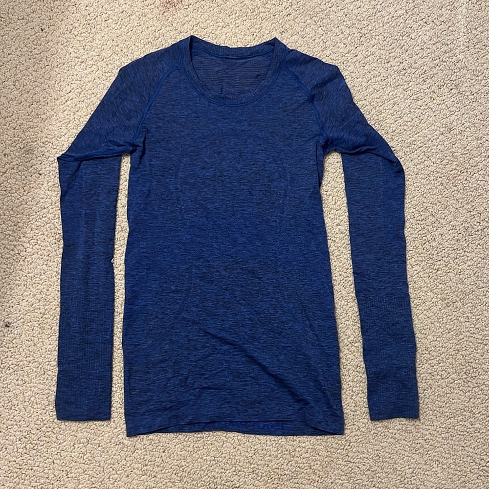 Swiftly tech long sleeve Lulu top